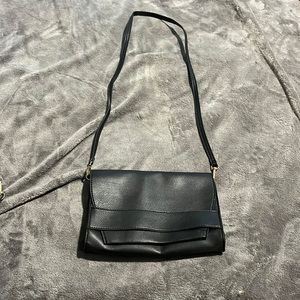 Summer and rose black crossbody